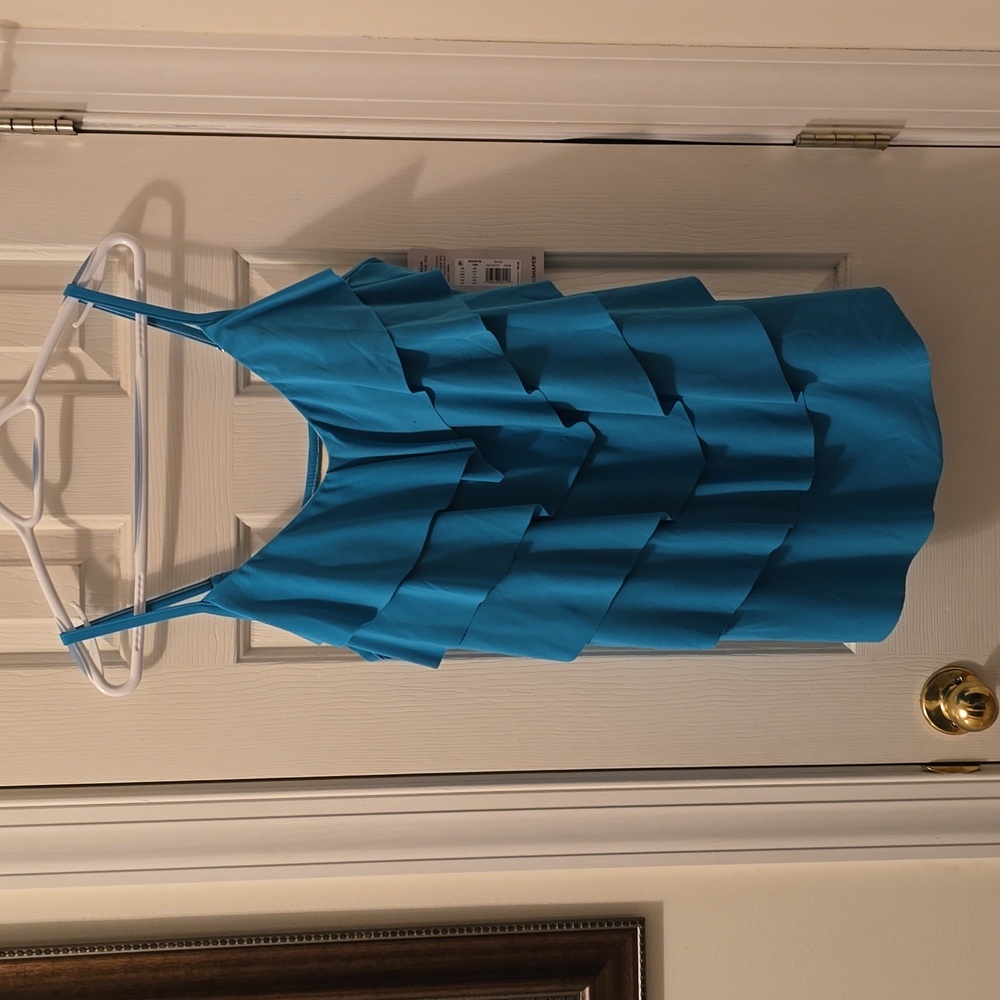 TRIMSHAPER BRAND WOMEN'S PLUS SIZE TEAL LAYERED BATHING SUIT TOP SIZE 20W